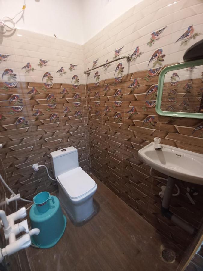 Lakshmi Paradise Lodge A/C Pollāchi 外观 照片